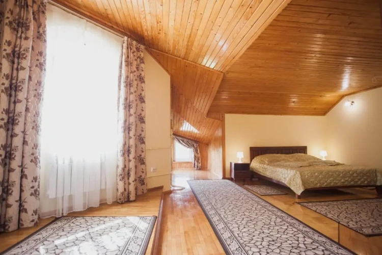Suite with balcony