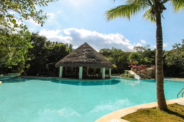 3 Bedrooms Villa