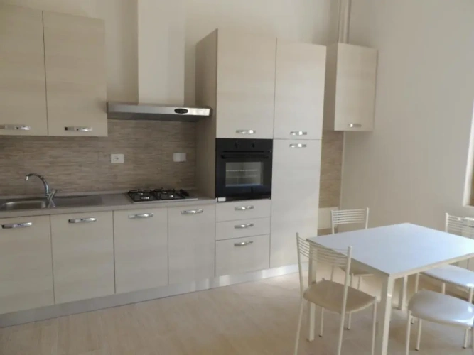 2 Bedrooms Cottage