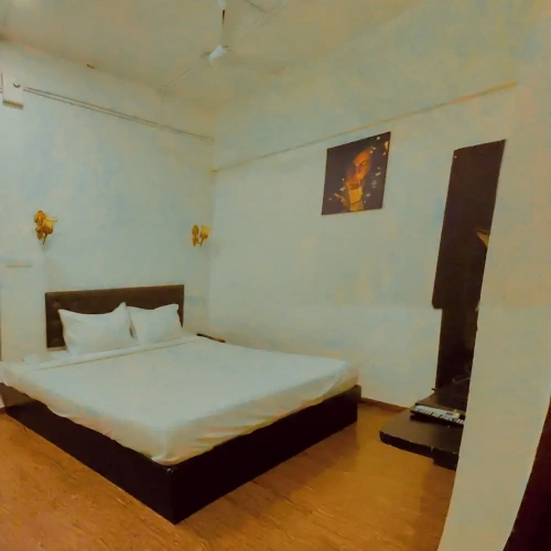 Standard Double room with city view