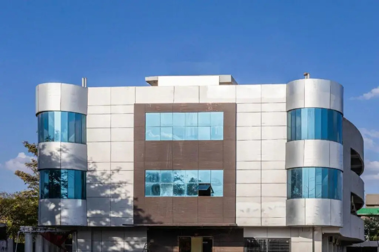 Hotel D9 by OYO Rooms