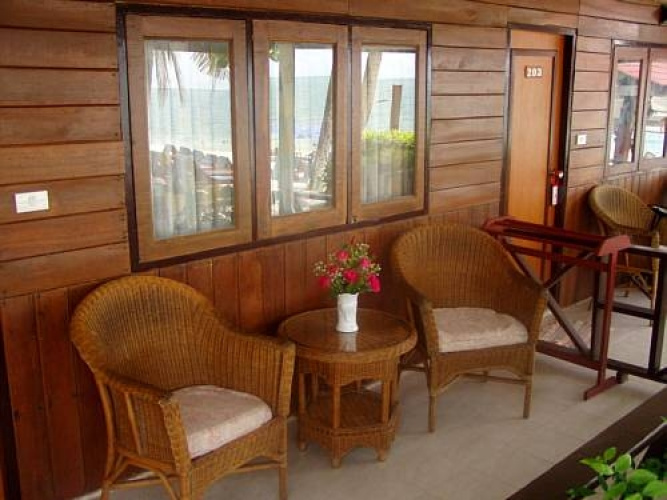 Golden Sand Beach Resort