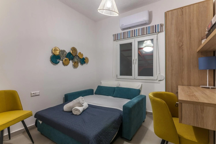 Gouves Family Apartment with Jacuzzi