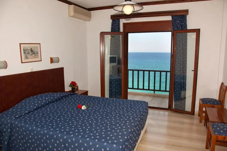 Lena Beach Hotel
