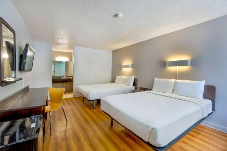 Deluxe Quadruple room