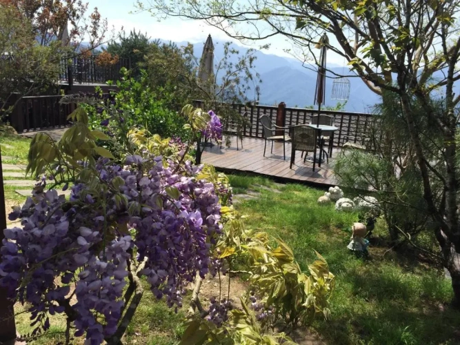 Standard Quadruple room with mountain view