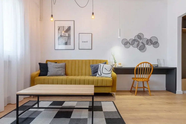 Modern Suite on Historic Calea Victoriei