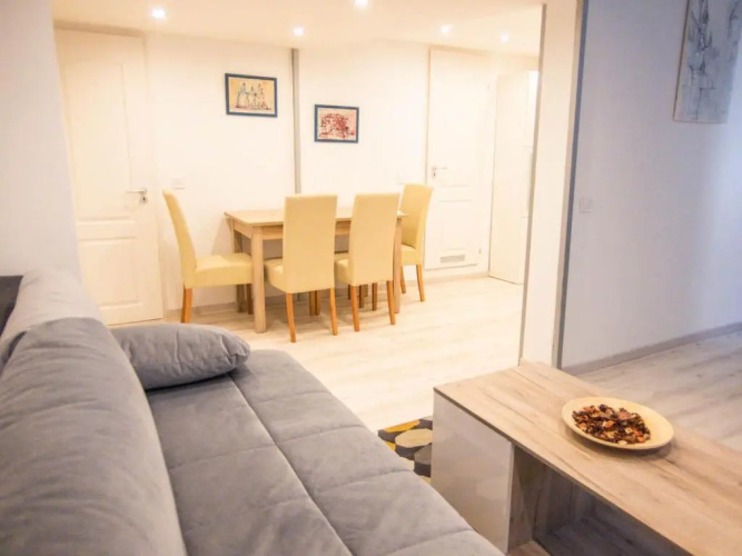 Goldcentral Apartment