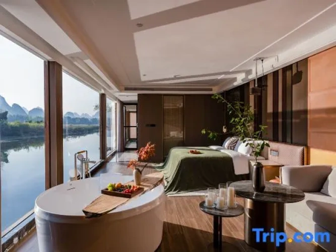 Standard Double room with balcony and with river view
