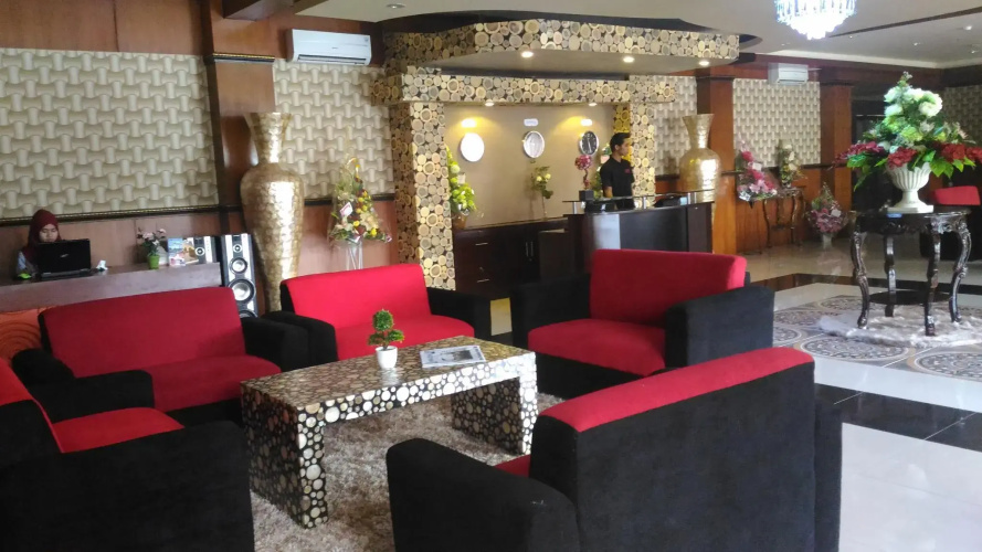 Red Chillies Hotel