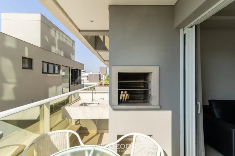 Apt w/ BBQ 1km From Jurere Beach - Les106
