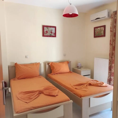 3 Bedrooms Villa