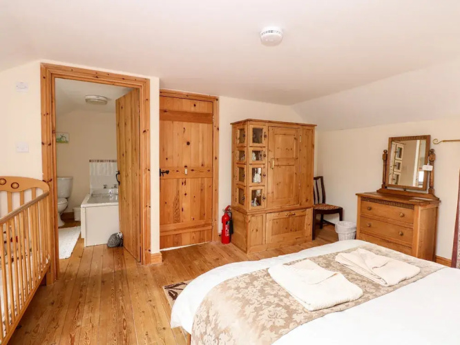 Clare's Cottage