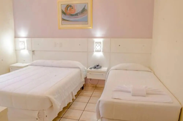 27 Praia Hotel