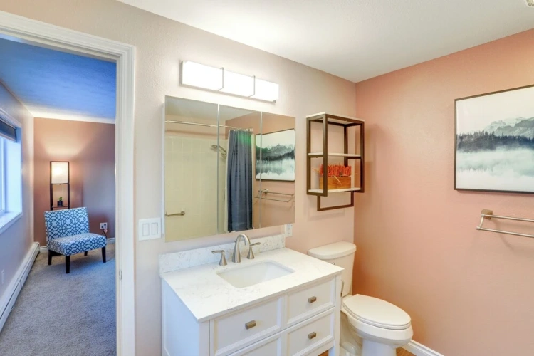 4 Bedrooms Cottage