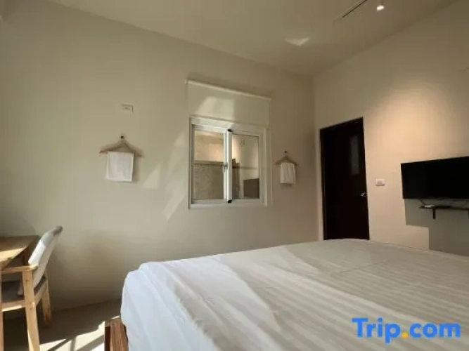 2 Bedrooms Villa