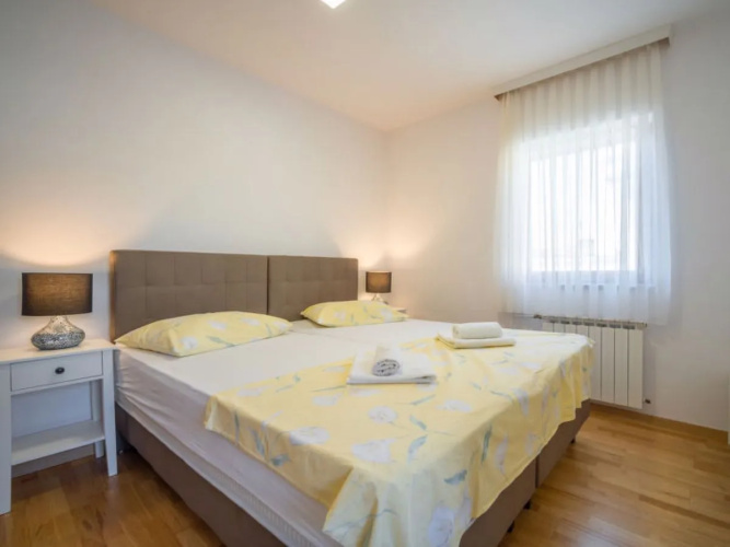 Apartment Damir Tampere 25135