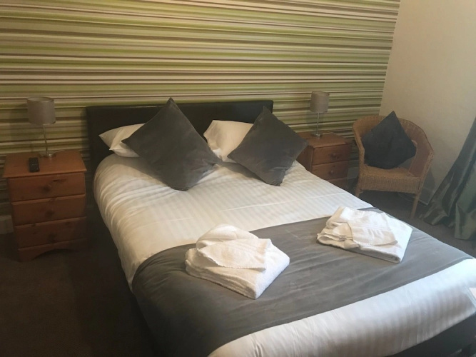 Crown Hotel