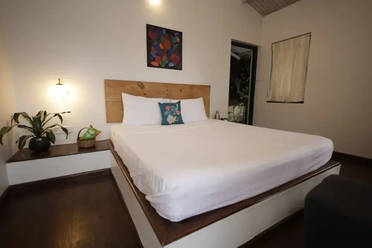 Deluxe Double room with balcony and with mountain view