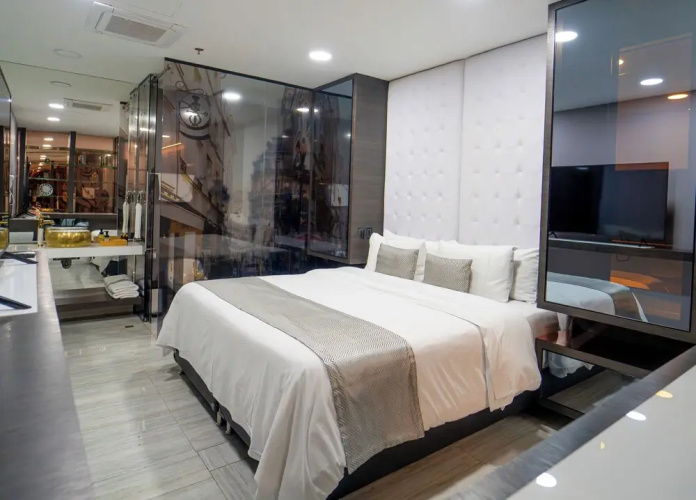 1Million Suites