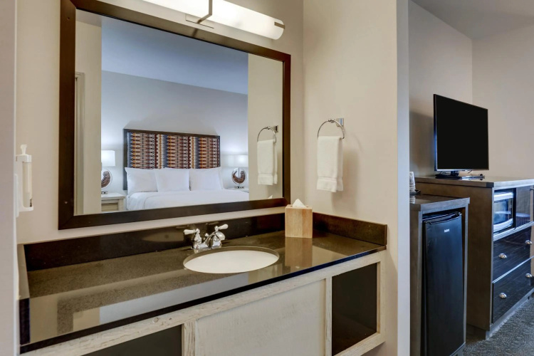 Stoney Creek Hotel Tulsa - Broken Arrow photo 9