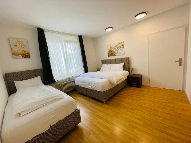 Akomo Bern
