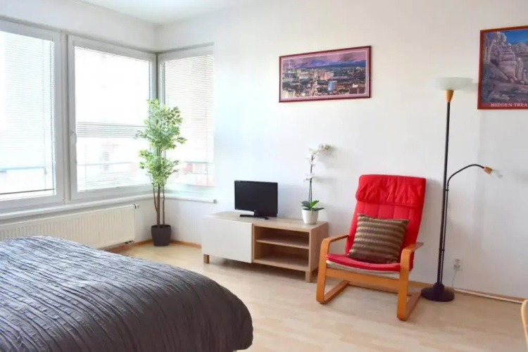 Modern apartments - Airport 8mins