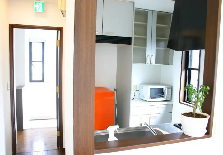 916 Travel Inn