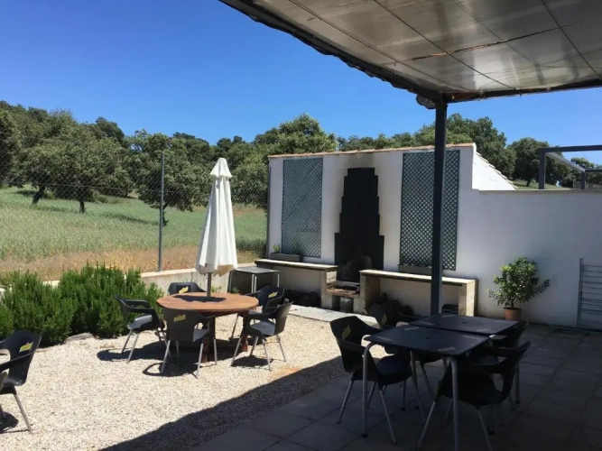 3 Bedrooms Chalet