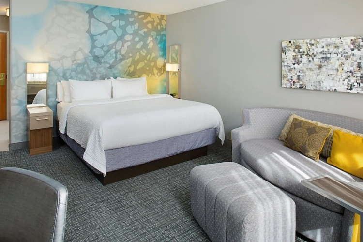 1 Bedroom Suite