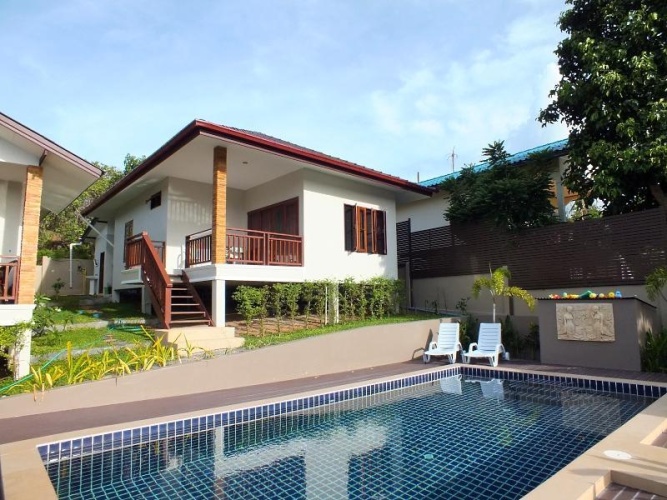 2 Bedrooms Villa