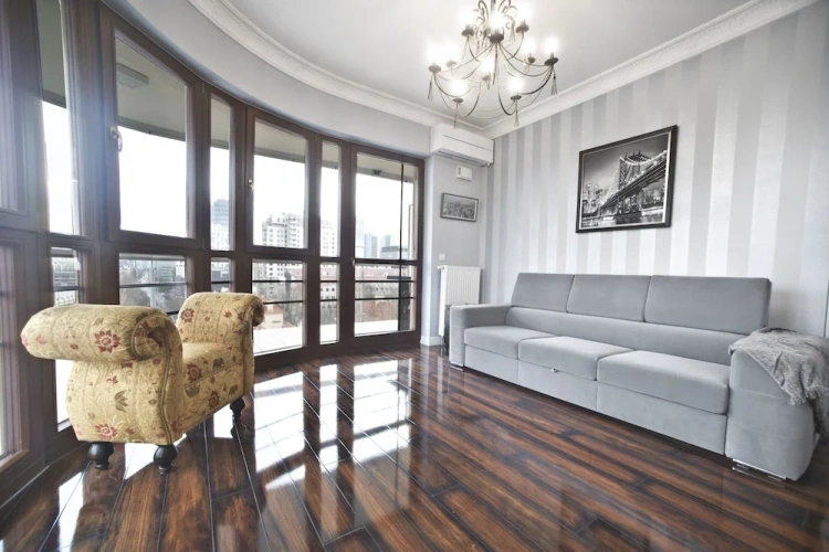 Luxury Apartment with balcony