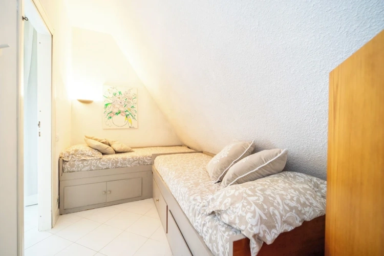 2 Bedrooms Apartment with balcony