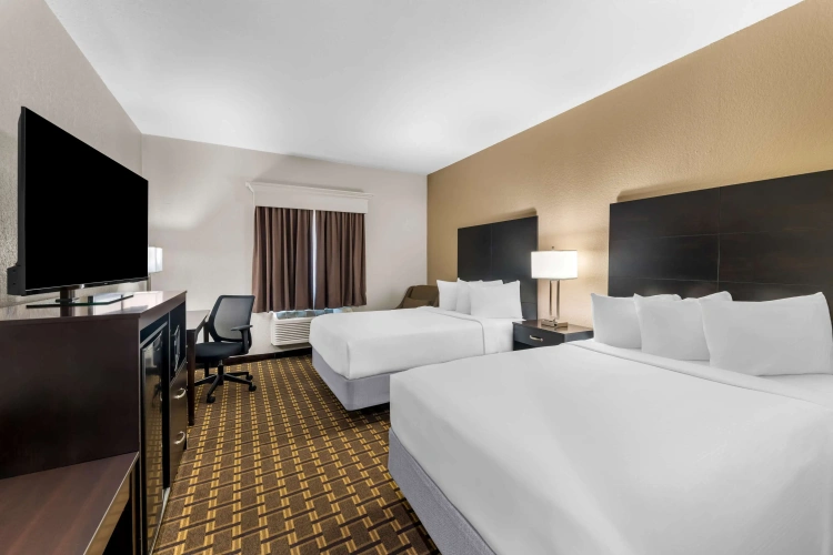 Standard Quadruple room