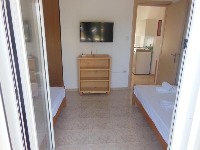 2 Bedrooms Apartment