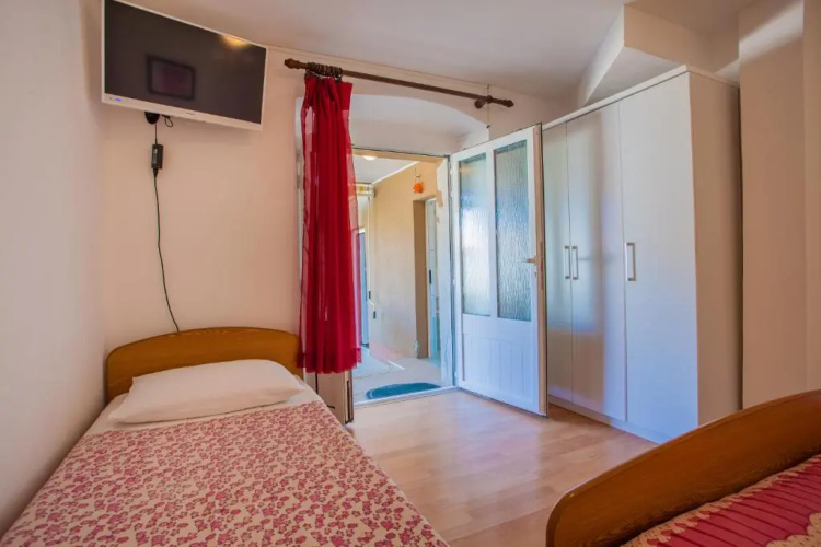 Apartment Surdić