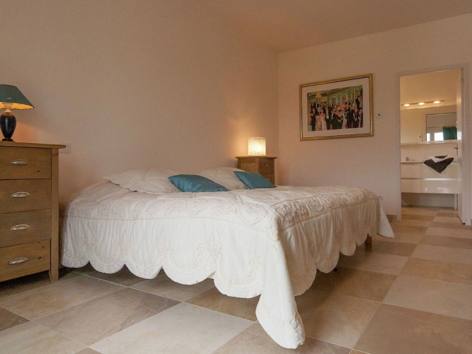Spacious Luxury Villa With Private Heated Pool at an Golf Course