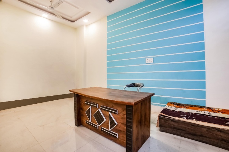 OYO 70390 Hotel Payal Inn