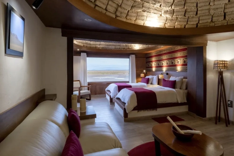 Deluxe Double Suite with mountain view