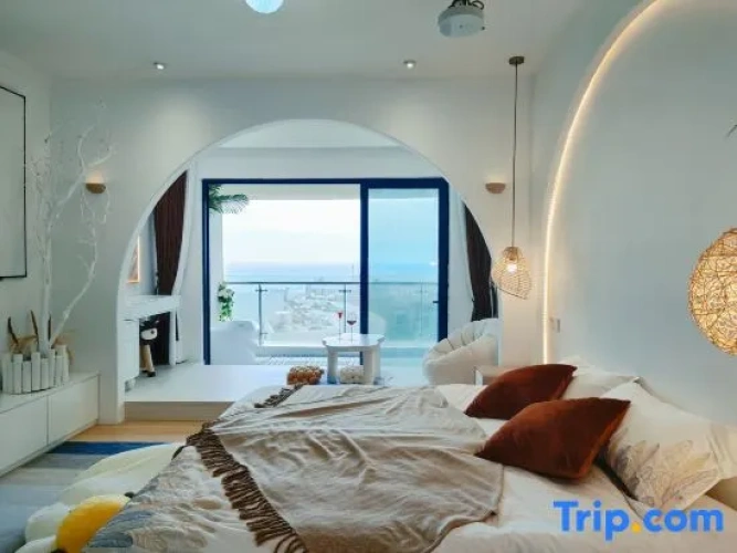 Deluxe Double Suite with view