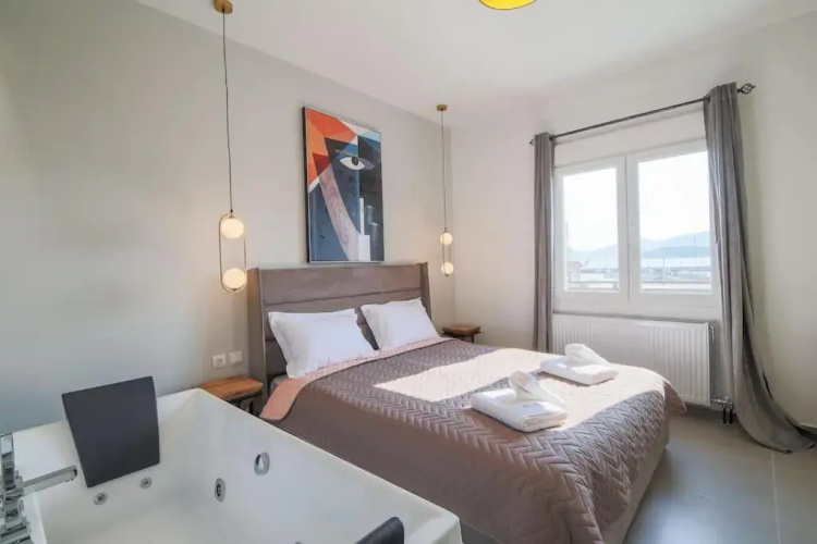*Oasis* Best View Jacuzzi New Central Apartment