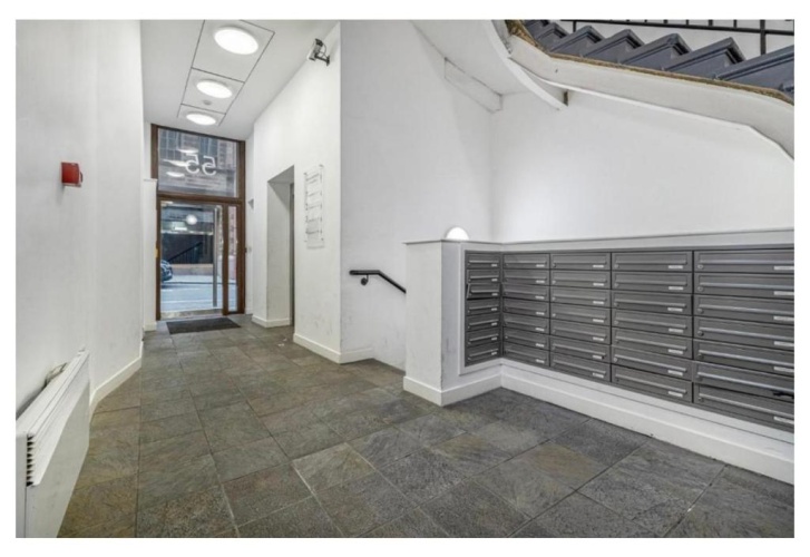 3 Bedrooms Apartment
