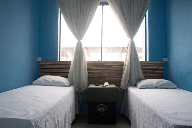 Colt Hotel