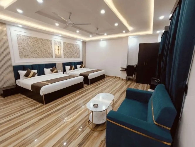 Standard Family room