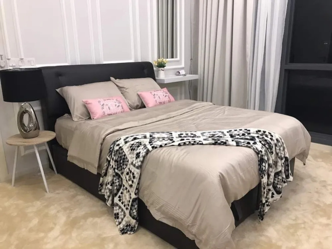 Vogue Suites One