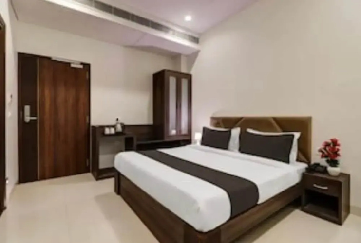 Hotel Paramount Jaipur