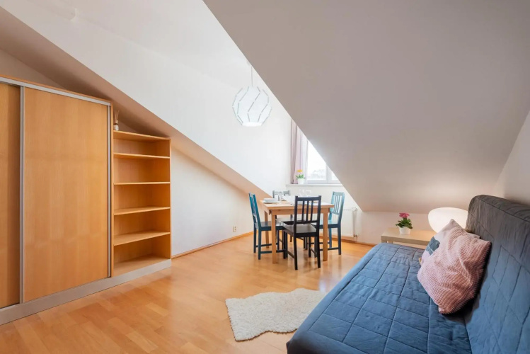 Nest Apartment