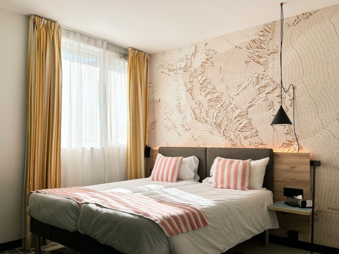 Economy room