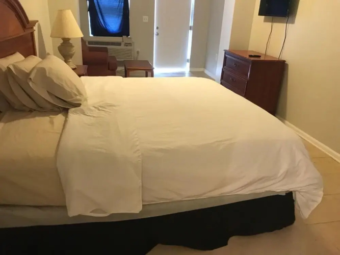 Red Carpet Inn