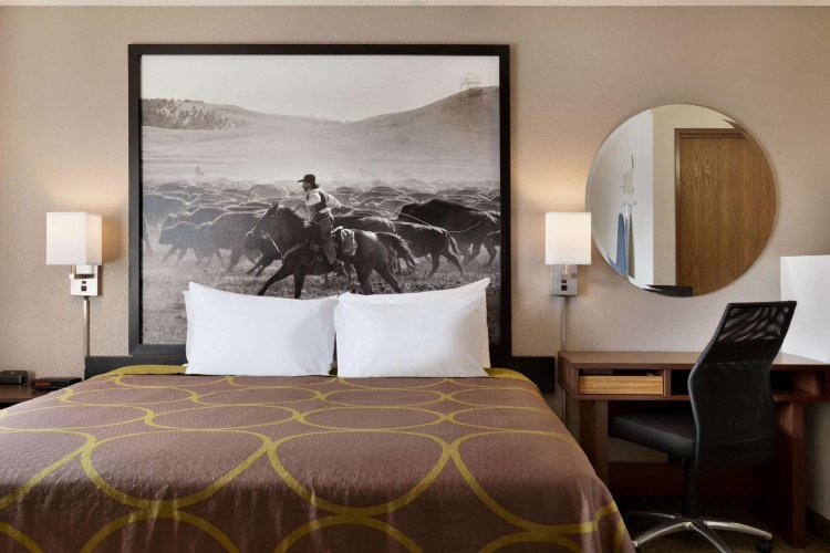 Deluxe Double Suite